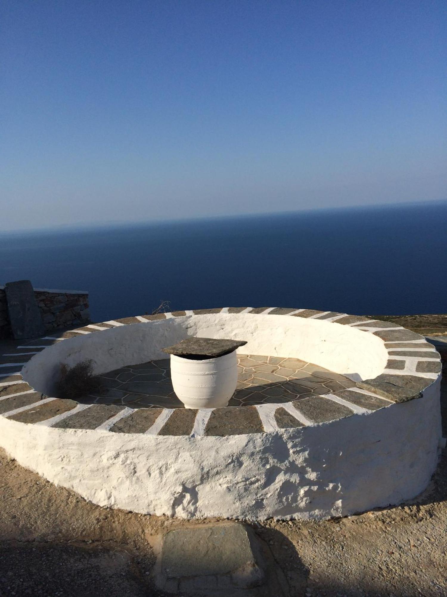 Windmill Villas Artemonas Pokoj fotografie